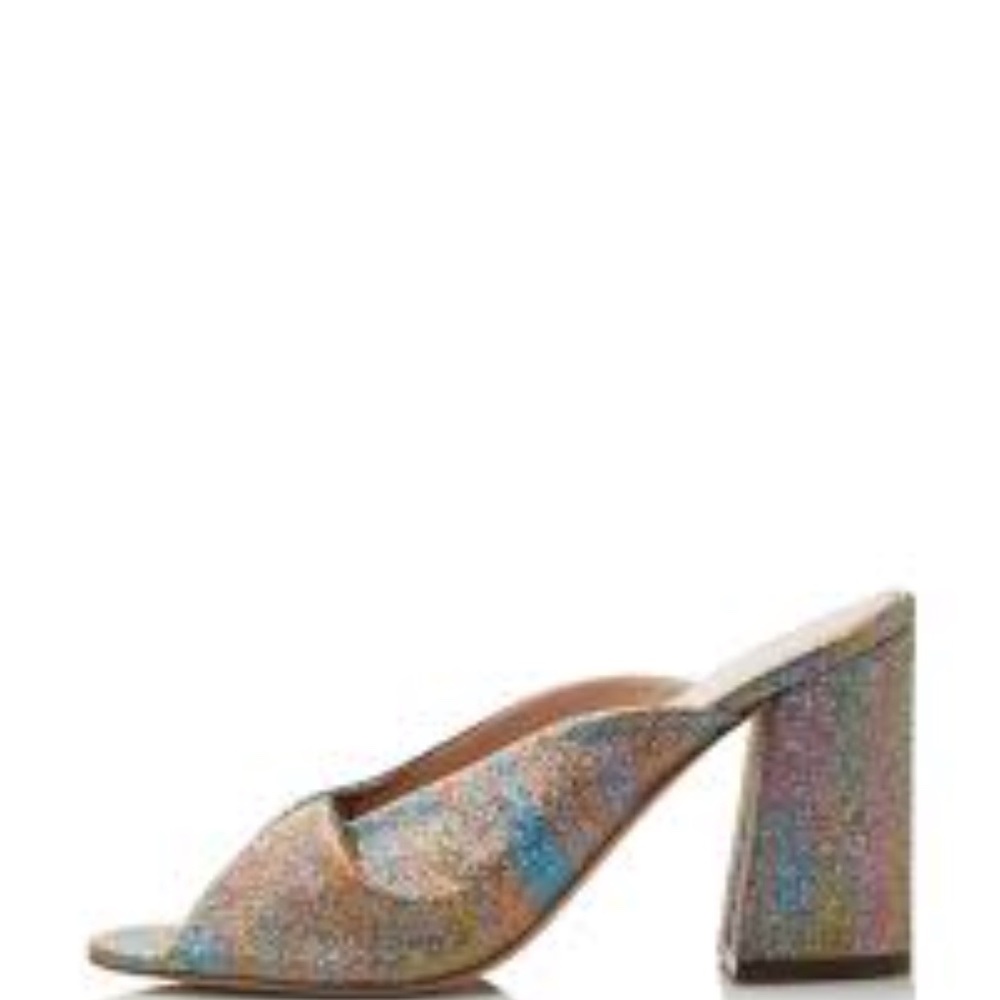 Rainbow heel